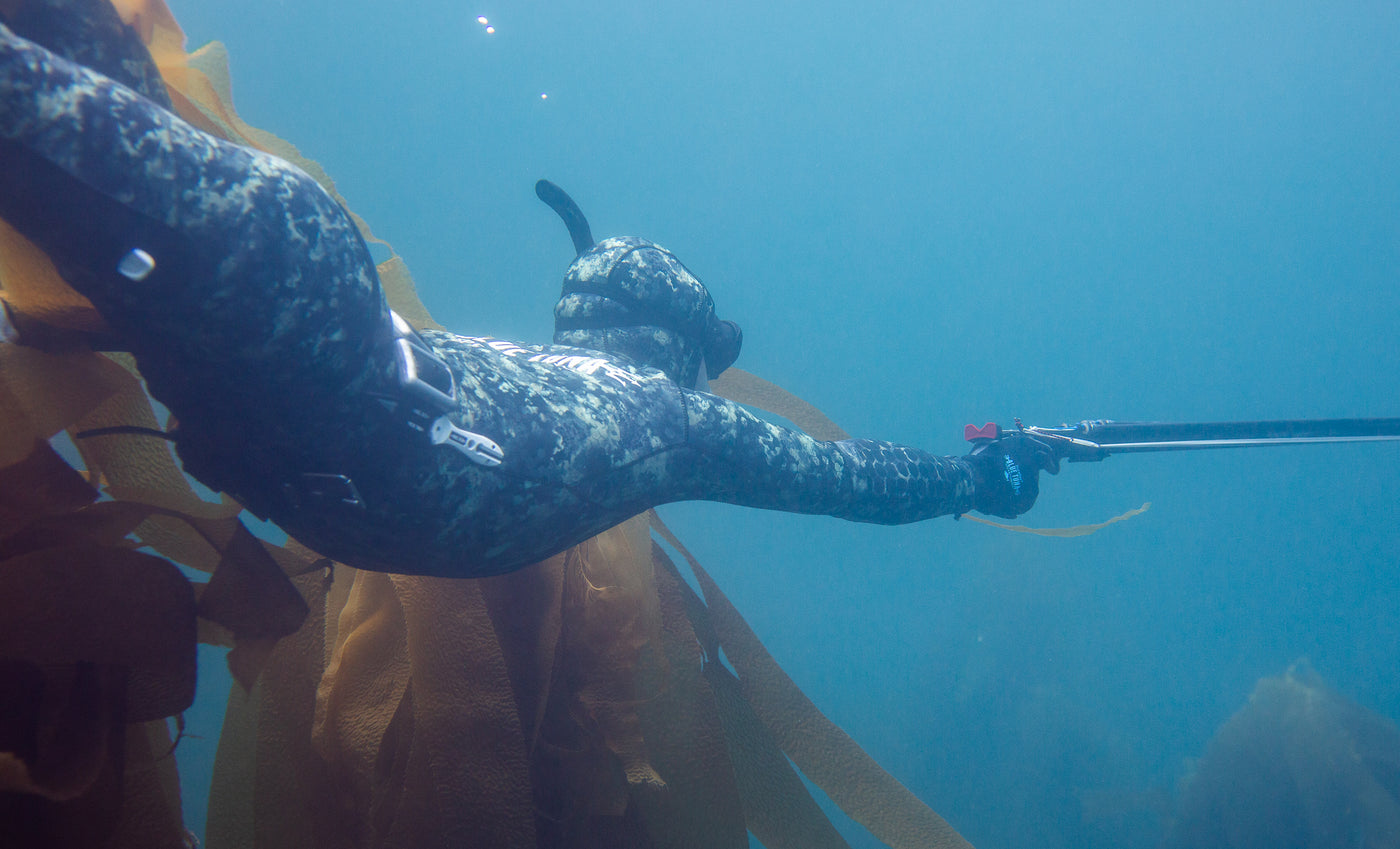 3D Reef Green Camo Wetsuit - underwater 